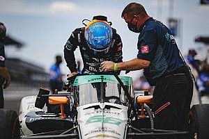 Alonso a 26. lett az Indy 500 időmérőjén, Andretti volt a leggyorsabb