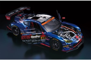 チャンピオンカー スバル BRZ R&D SPORT 2021 SUPER GT 2021年のGT300チャンピオンマシンが”大迫力”の1/8スケールで登場