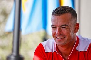 McLaughlin pewniejszy siebie