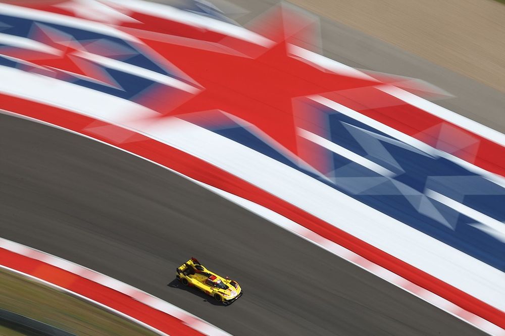 #83 AF Corse Ferrari 499P: Robert Kubica, Robert Shwartzman, Yifei Ye