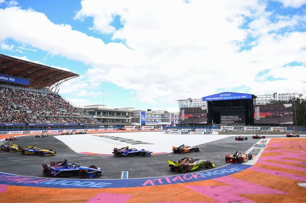 David Beckmann CUPRA KIRO Porsche 99X Electric WCG3 Jake Hughes Maserati MSG Racing Maserati Tipo Folgore, Stoffel Vandoorne of BelgiumMaserati MSG Racing Maserati Tipo Folgore in t