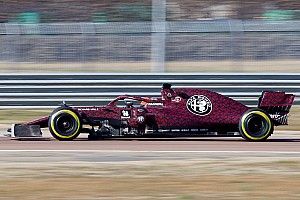 Новая Alfa Romeo на трассе: шпионские фото и видео