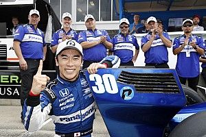 Sato centra la pole a Barber, il Rahal Letterman Lanigan Racing monopolizza la prima fila