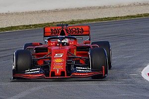 Vettel domineert eerste testdag van het jaar, vierde tijd Verstappen