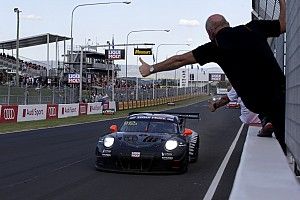 Matt Campbell regala alla Porsche un successo incredibile alla 12 Ore di Bathurst