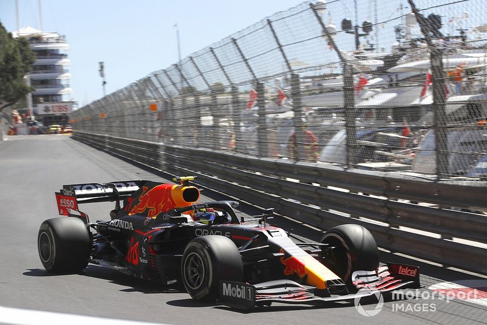 F1モナコFP1:レッドブルのペレスが首位、ホンダ勢はトップ4に3台。“モナコ初体験”の角田裕毅は9番手発進