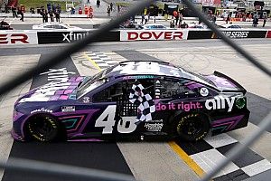 NASCAR Dover: Bowman holds off Larson for second win of 2021