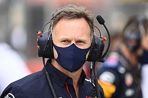 Red Bull Akan Tinjau Ulang Insiden Verstappen-Hamilton