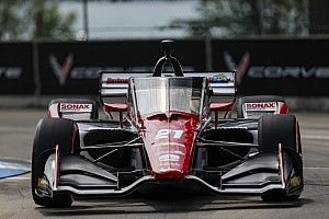 VeeKay mist Road America na operatie aan sleutelbeenbreuk