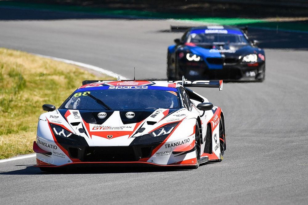 GT Italiano: buona la prima endurance per LP Racing a Pergusa