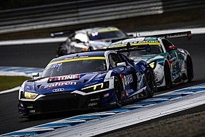 Roberto Merhi cierra el año con un nuevo podio en SUPER GT