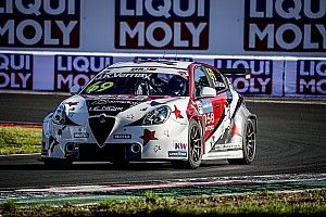 Alfa Romeo subito a punti al ritorno nel WTCR