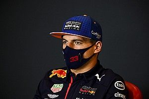 Verstappen voelt zich vijfde wiel aan de wagen naast Mercedes-duo