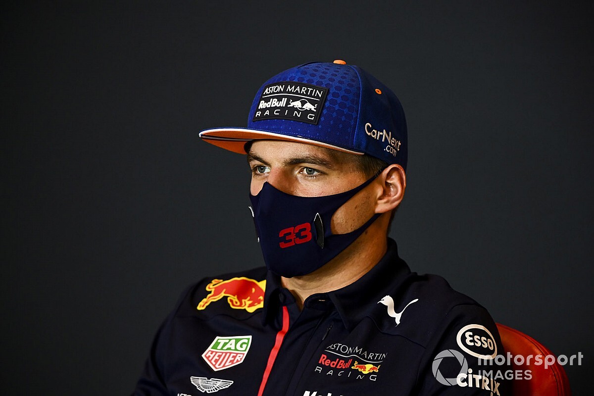 Verstappen voelt zich vijfde wiel aan de wagen naast Mercedes-duo