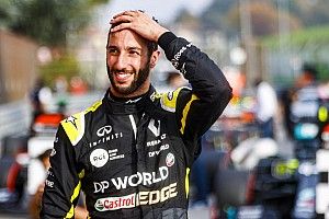 Ricciardo was "smiling" when Perez pitted at Imola
