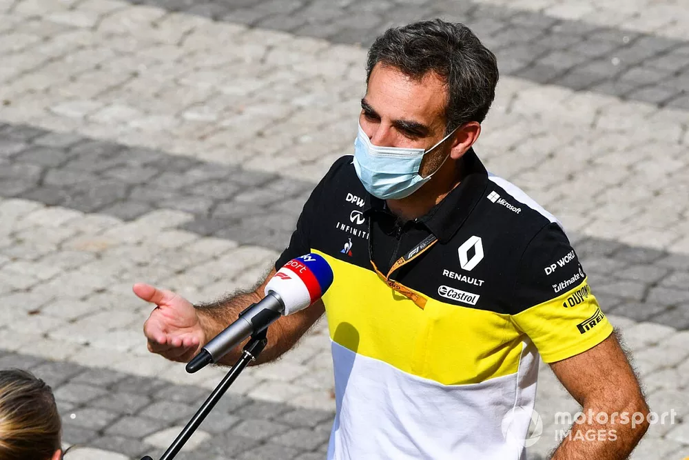 Cyril Abiteboul, Director General del equipo Renault F1, es entrevistado