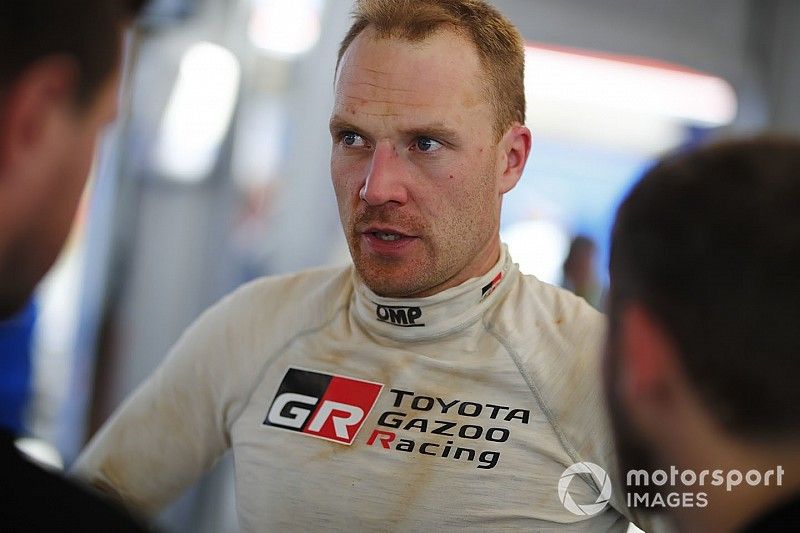 Un accidente de Latvala retrasa la preparación de Toyota para 2019
