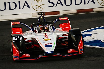 D'Ambrosio approfitta del disastro BMW e si prende la vittoria a Marrakesh