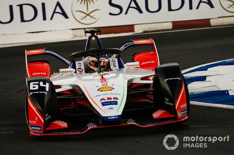 マラケシュePrix決勝:BMWまさかの同士討ち。ダンブロジオ漁夫の利で通算3勝目