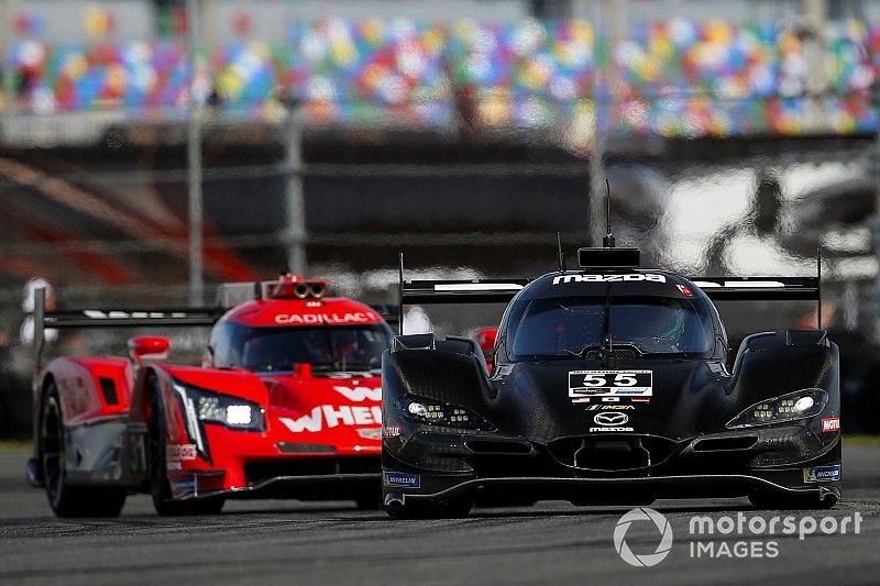 24 Ore di Daytona: la Mazda di Tincknell ritocca il limite nella sesta sessione di test
