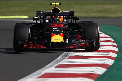 Verstappen spreekt van ‘een van zijn beste vrijdagen’ ondanks probleem