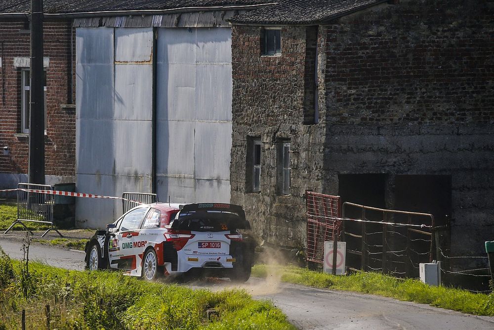 Tanak na kapciu, Evans na podium
