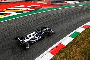 F1イタリアFP2速報:各車ロングランに集中。ハミルトン首位、最多周回の角田裕毅は15番手