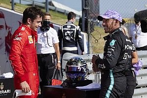 Hamilton impressionné par la progression de Leclerc chez Ferrari