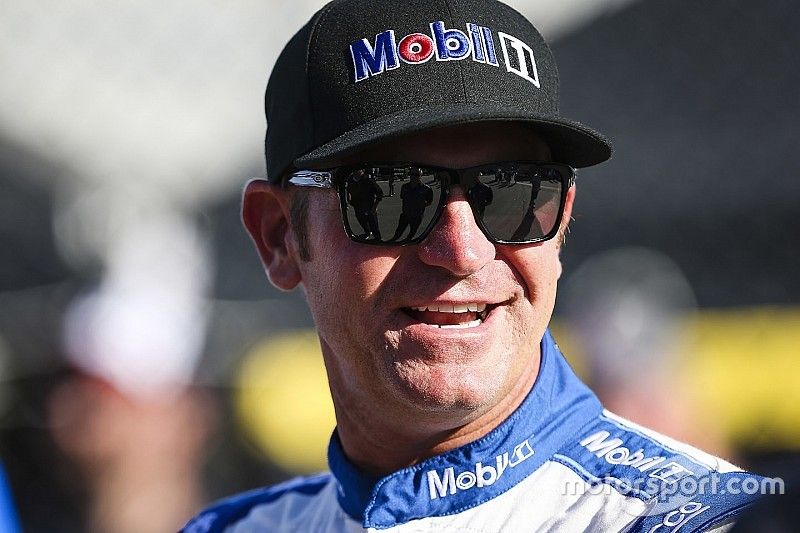 Bowyer takes Open pole over Blaney