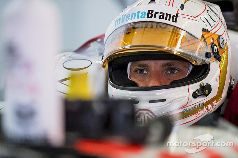 King vise la Formule E pour devenir professionnel