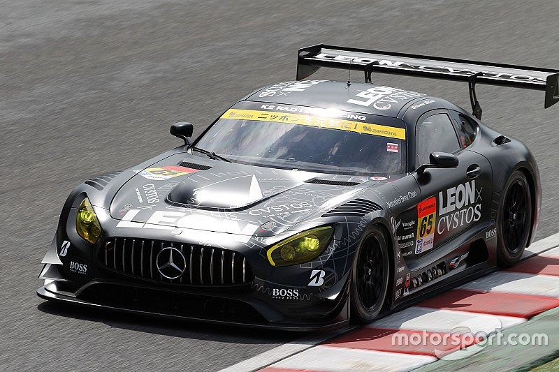 【スーパーGT】鈴鹿GT300決勝:65号車LEON、作戦成功で大逆転優勝