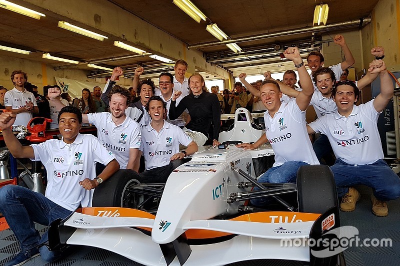 Studententeam uit Eindhoven verbetert elektrisch ronderecord Circuit Zandvoort