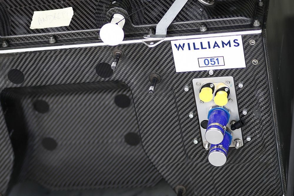 Williams стал поставщиком батарей для гонок на скутерах
