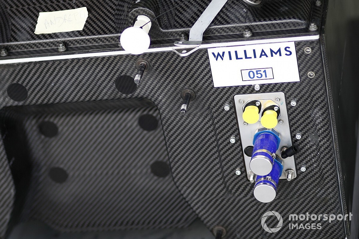 Williams agrees sale of Williams Advanced Engineering stake