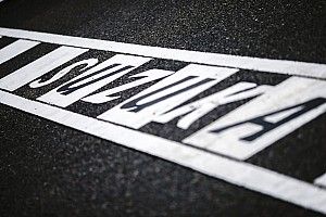 Az S-kanyarok királya: Verstappen vs. Leclerc vs. Bottas - videó