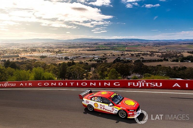Insolite : Prémat "coincé" dans la colline de Bathurst