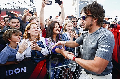 Alonso: "Hopelijk volgen er nog veel meer F1 Live-evenementen"