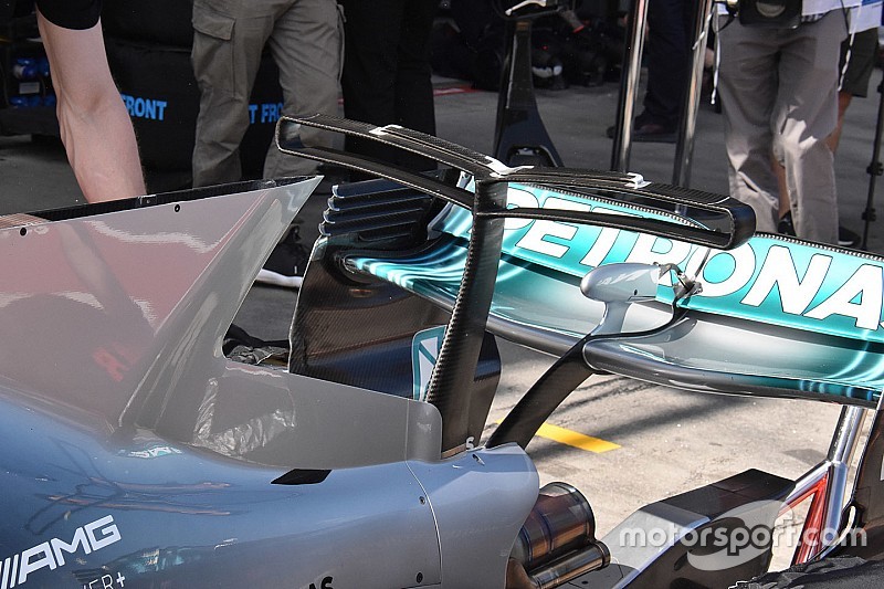 Mercedes: è tornato lo sfogo d'aria sulla pinna della W08!