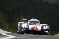 Porsche a lutté contre les éléments à Spa