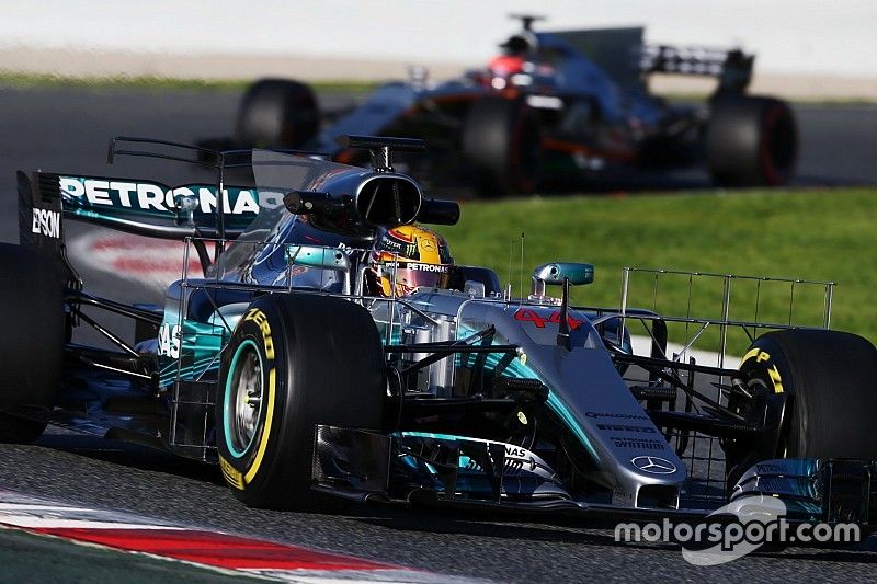 "Hamilton kan hele veld op een hoop rijden na opdonder van Rosberg", zegt Jordan
