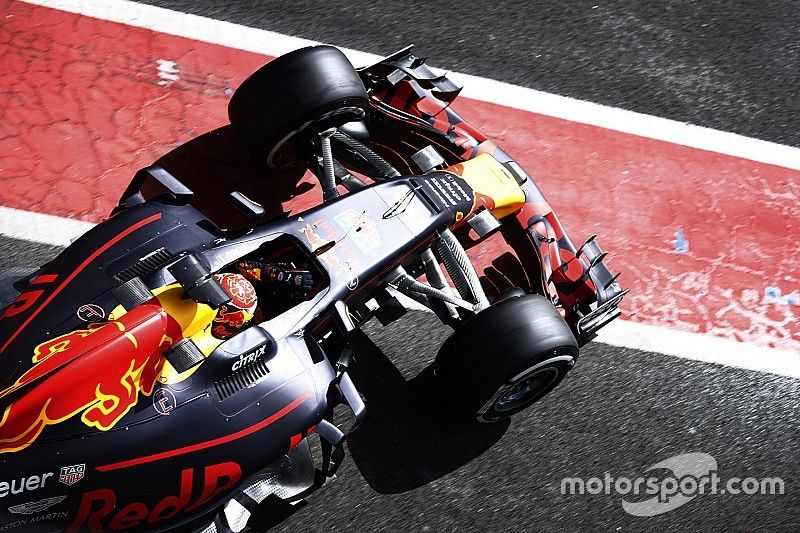 Ferrari dan Mercedes lebih cepat saat tes, Red Bull tak khawatir