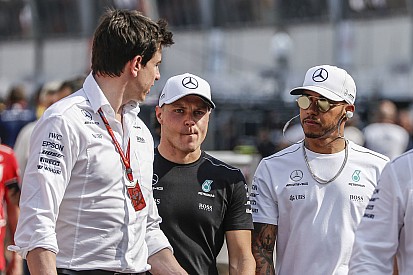 Wolff erkent dat situatie Bottas bij Mercedes oncomfortabel is