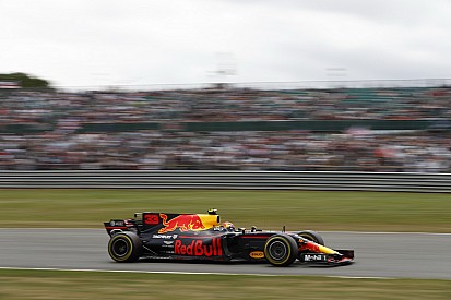 Verstappen retrouve le sourire, Ricciardo fait le show