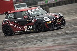 Motor Show, Mini Challenge: neanche la pioggia frena Zarpellon