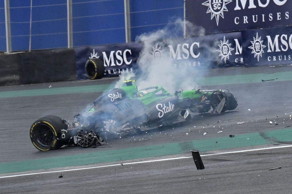 Gabriel Bortoleto em Grave Acidente na Corrida Sprint do Brasil
