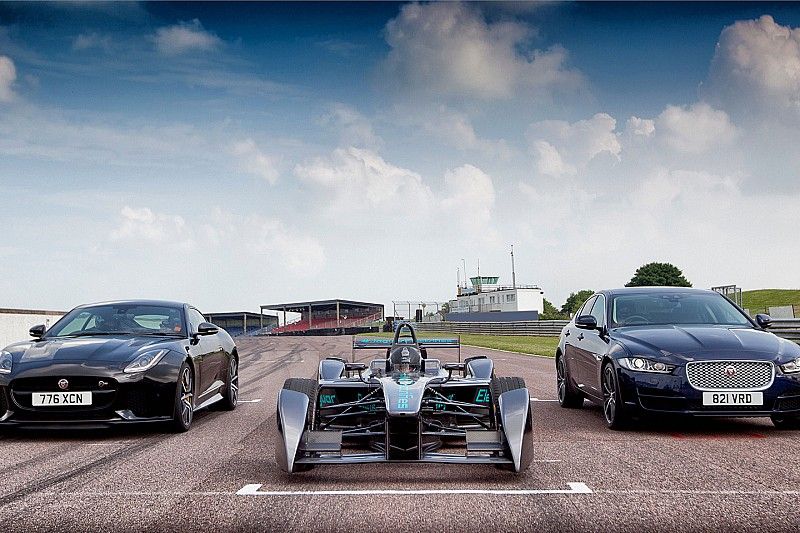 Jaguar Formula E, XE e F-Type SVR at Mallory Park