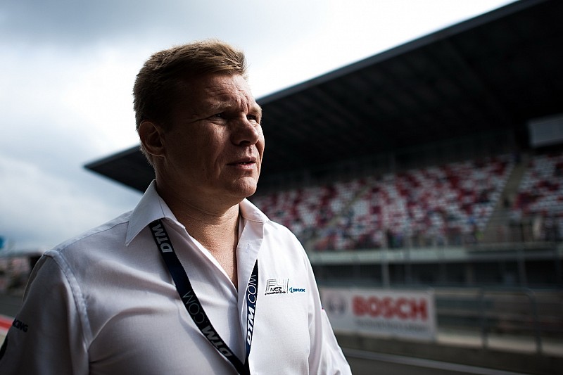 Almanya'da pilot hakem Mika Salo olacak