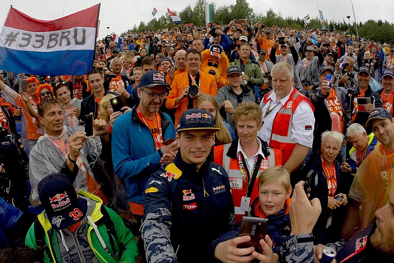 Verstappen bedankt Nederlandse Formule 1-fans in Oostenrijk