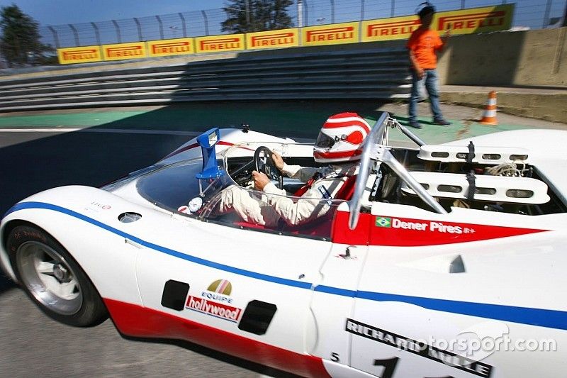 Nelson Piquet volta a Interlagos em Porsche clássico