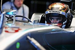 Lauda anggap Wehrlein sebagai pilihan yang berisiko